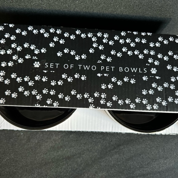 New In Box Pardon My French Set of 2 Ceramic Dog Bowls - Picture 5 of 7